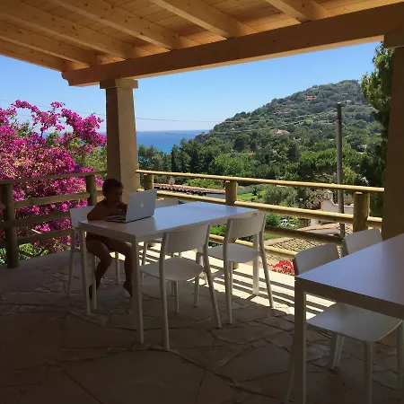 Casa de hóspedes Casa Daniela 4*